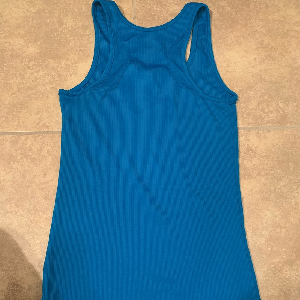 Tank top - Picture 3 of 3